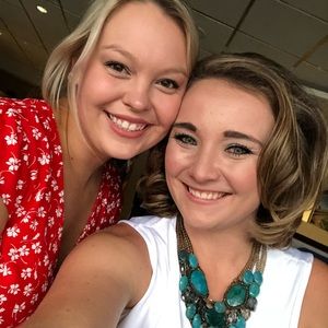 Meet your Posher, Rachel